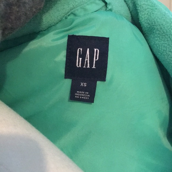 Mint Gap Puffer Vest - Picture 5 of 8